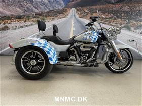 FLRT Freewheeler Trike 107"