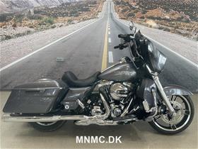 FLHX Street Glide 103"